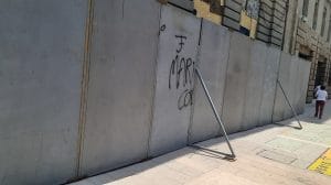 Renta valla barricada tapeal