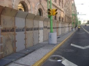 Renta Venta Fabricación para eventos valla anti motines vandalicas