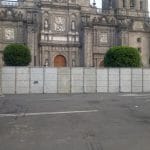 Renta Venta Fabricación para eventos valla de barricada tapeal