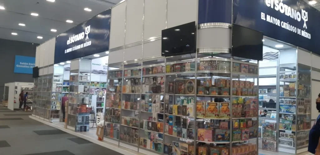 RENTA STANDS DISEÑO OCTANORM