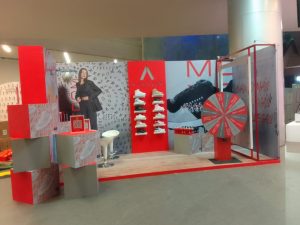 Renta Stands Diseño Madera Custom